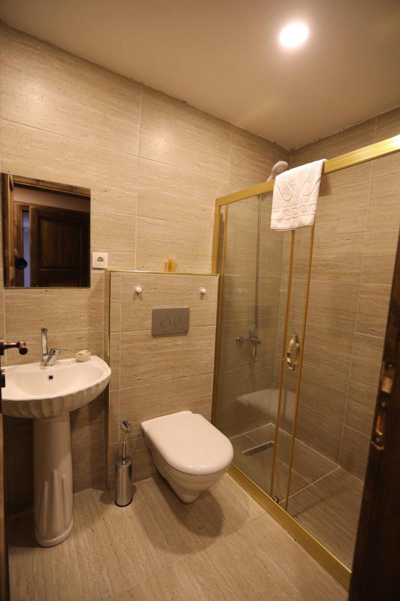 Grand Uchisar Hotel ภายนอก รูปภาพ